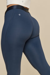 Contour Flared Legging - Navy