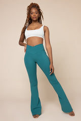 Crisscross Hourglass® Flared Leggings with Pockets - Emerald