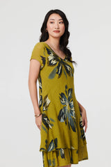 Floral Short Sleeve Knee Length Dress