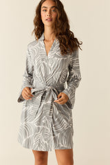 Meadow Cloud Jersey Classic Short Robe in Whisper