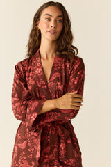 Meadow Cloud Jersey Classic Short Robe in Botanical