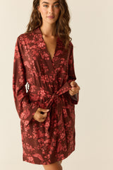 Meadow Cloud Jersey Classic Short Robe in Botanical