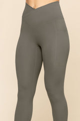Crisscross Hourglass® Leggings with Pockets - English Ivy